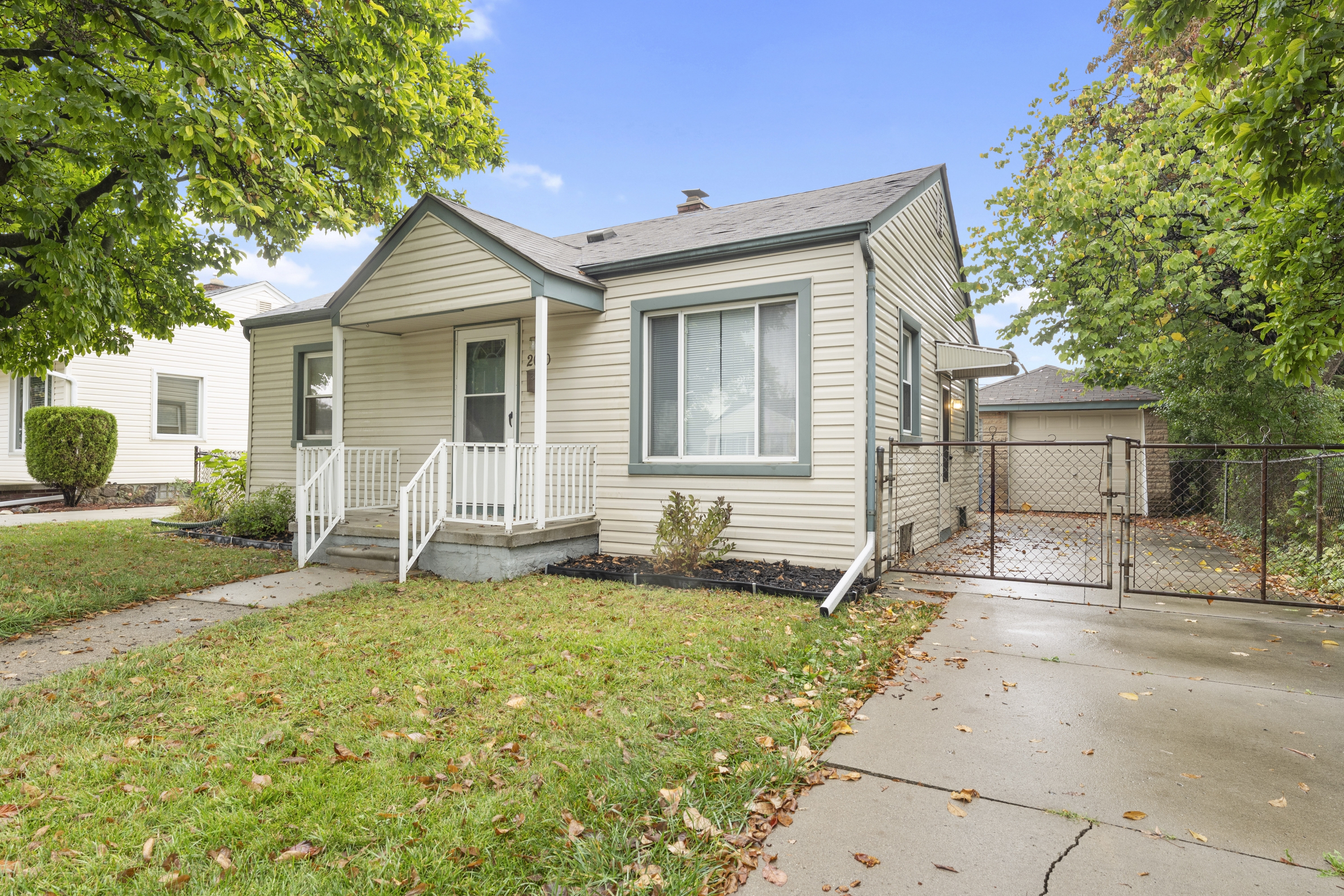 Property thumbnail image