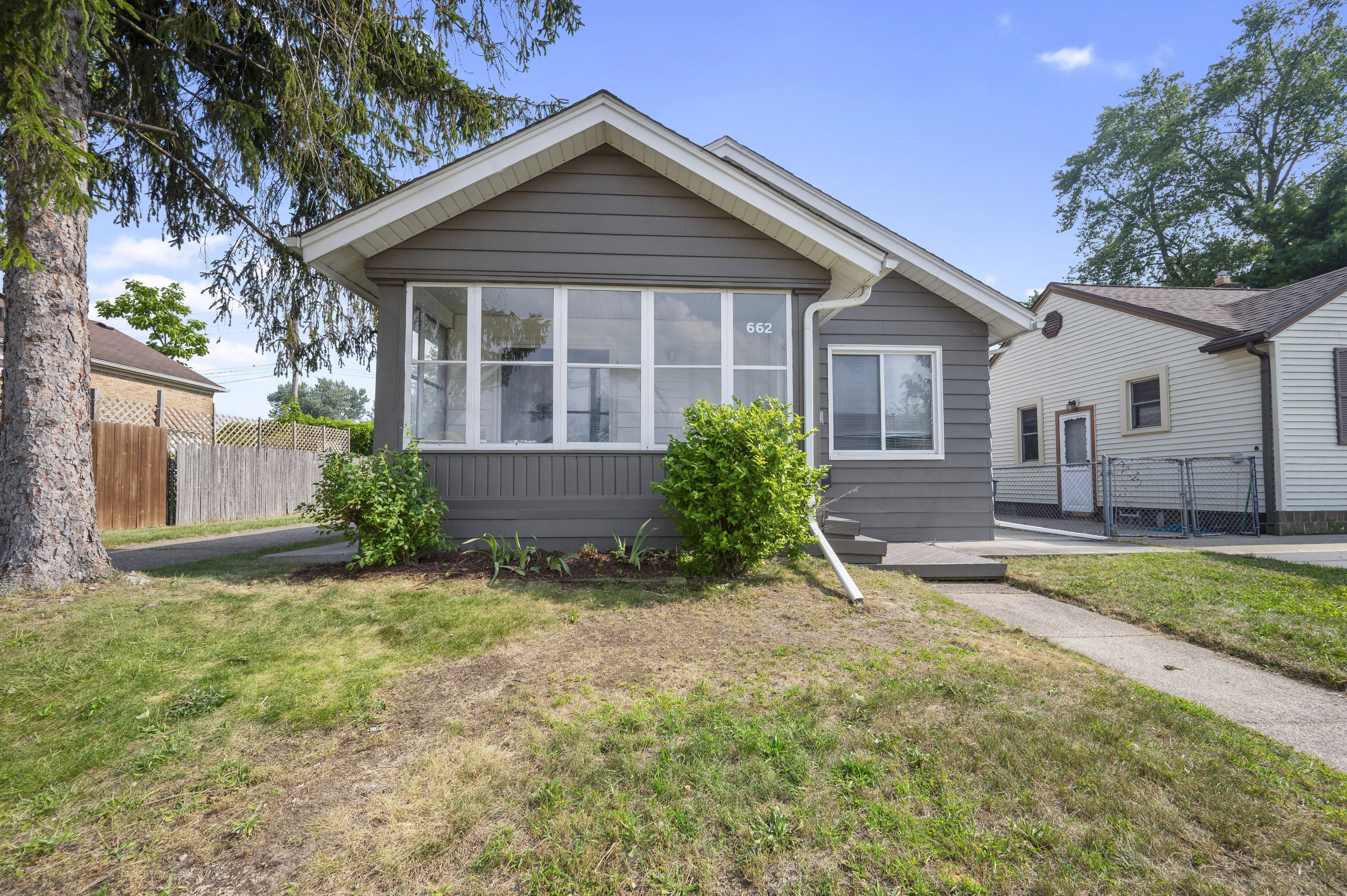 662 East Saratoga St.