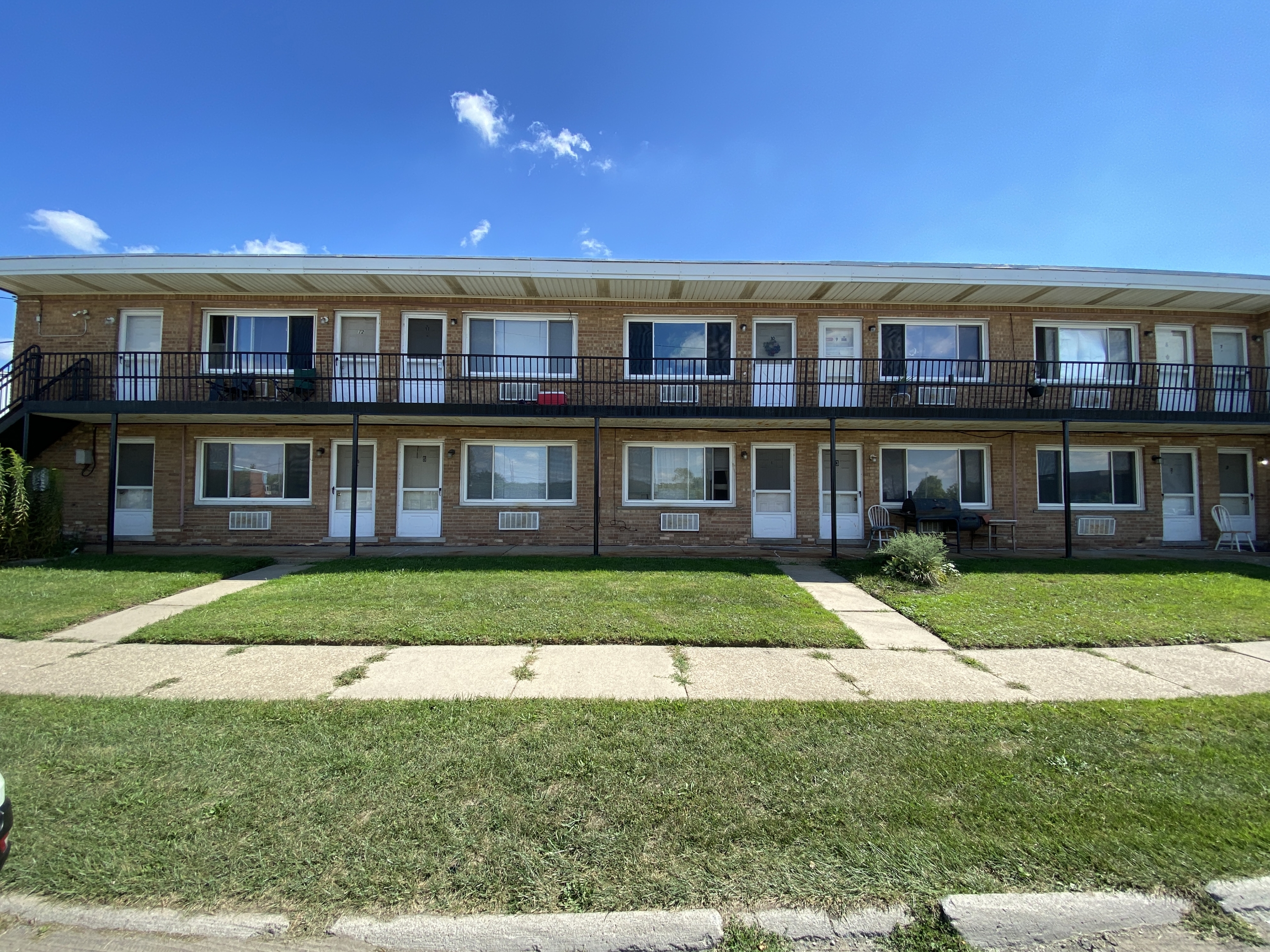 4255 7th Street - 8