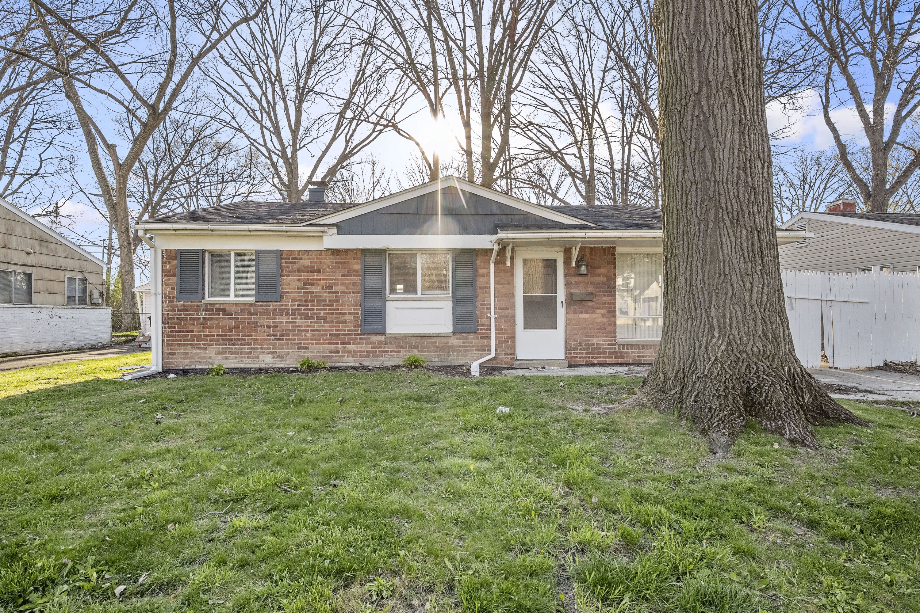 Property main image