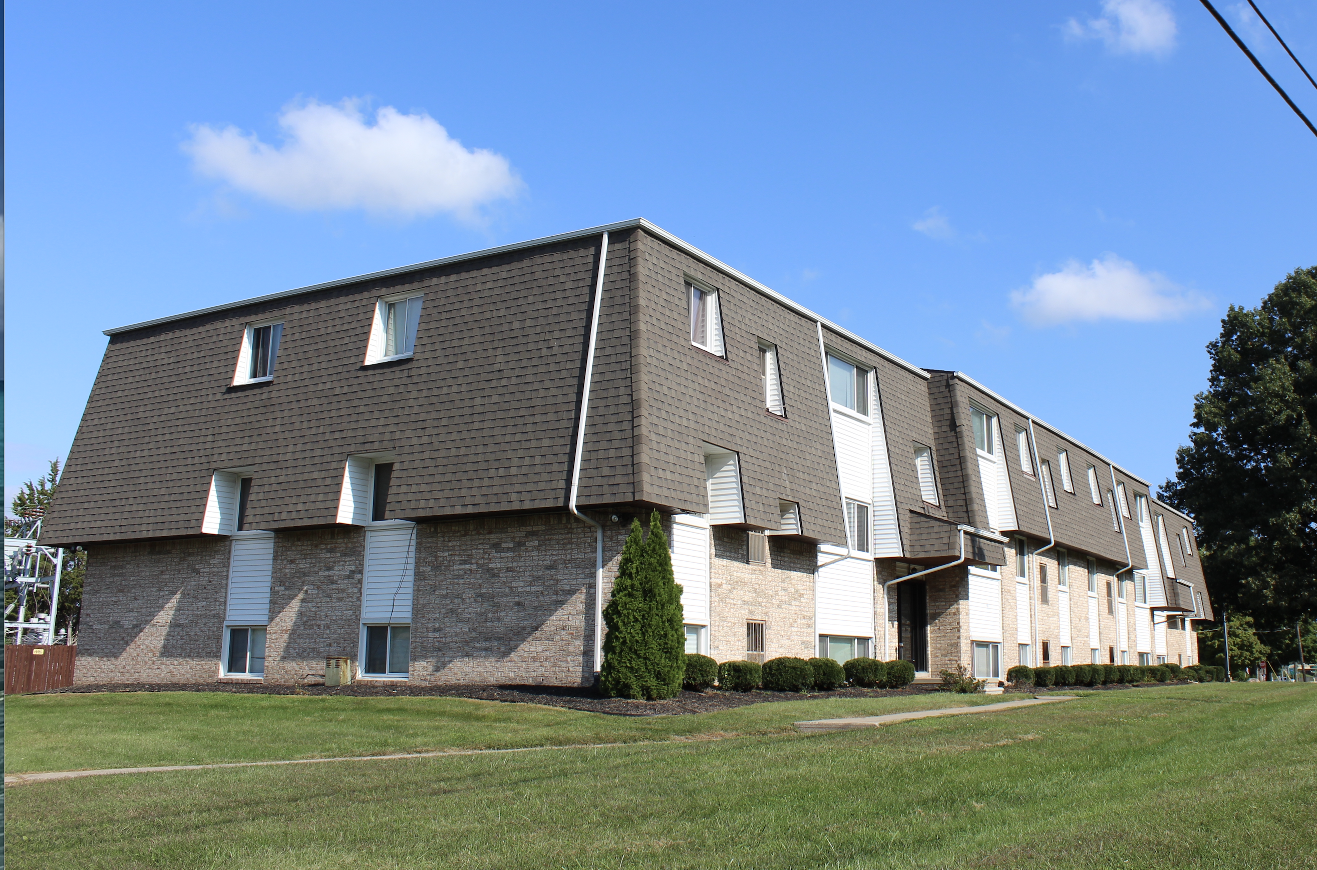 23210 Huron River Dr. - 17