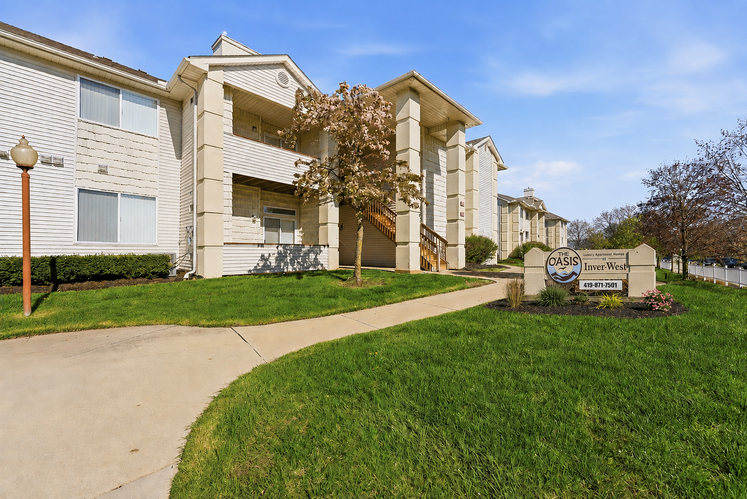 1101 Linden Ln. - 1162