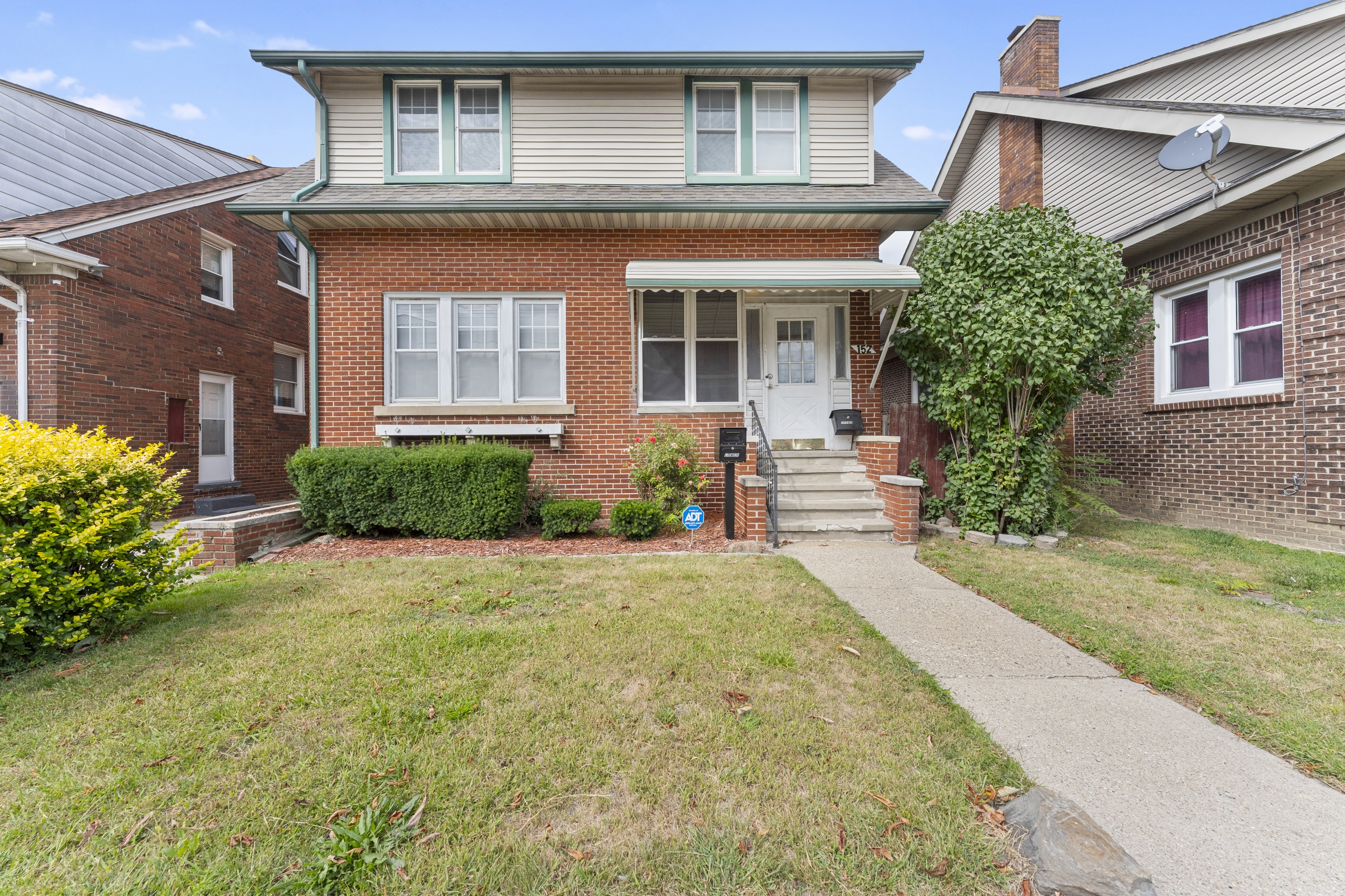 152 Ford Ave. - Upper